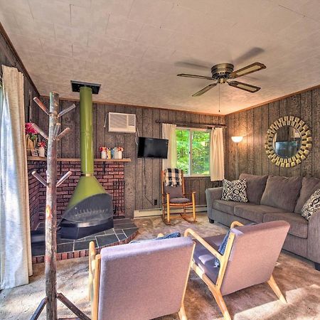 Cozy Adirondacks Cabin Walk To Lake Eaton! Jay 外观 照片